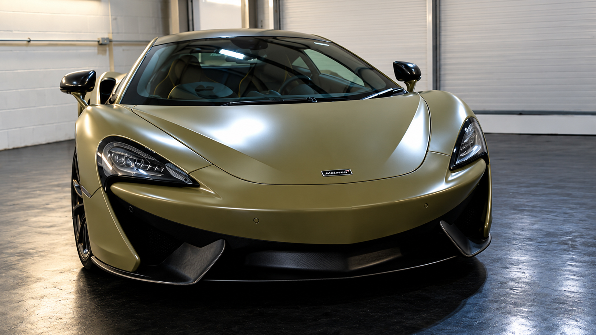 Wrapping my McLaren 540C satin khaki green