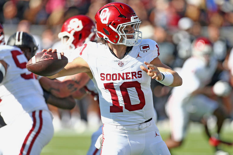 OU football bowl projections 2026: Where are Sooners after Mississippi ...