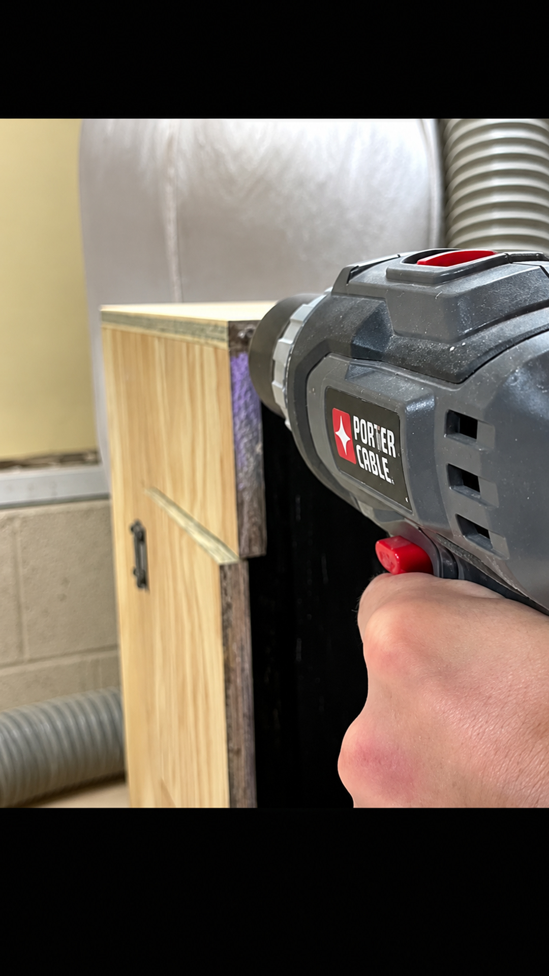 Building a magnetic miter saw dust cover