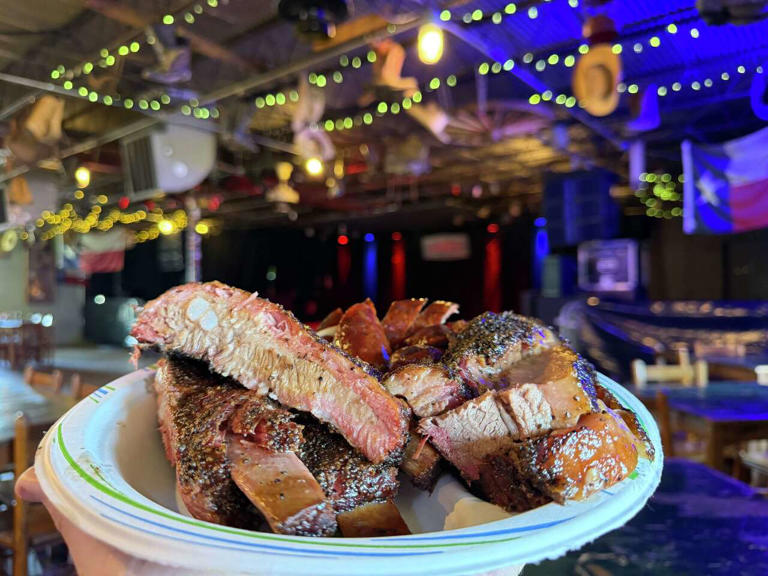 What it's like eating award-winning Texas BBQ in an 84-year-old dance hall