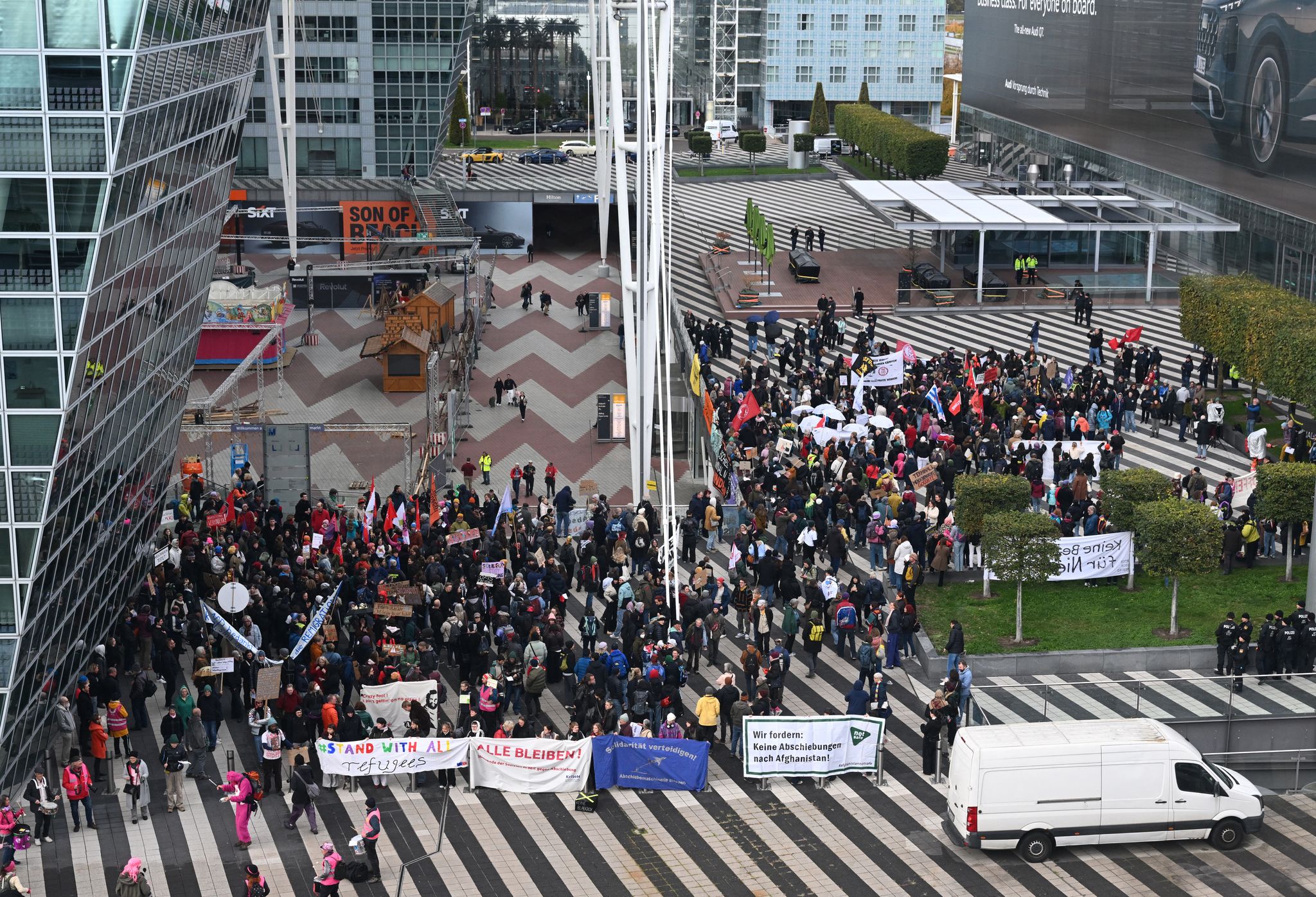 Hundreds protest at German airports over deportations
