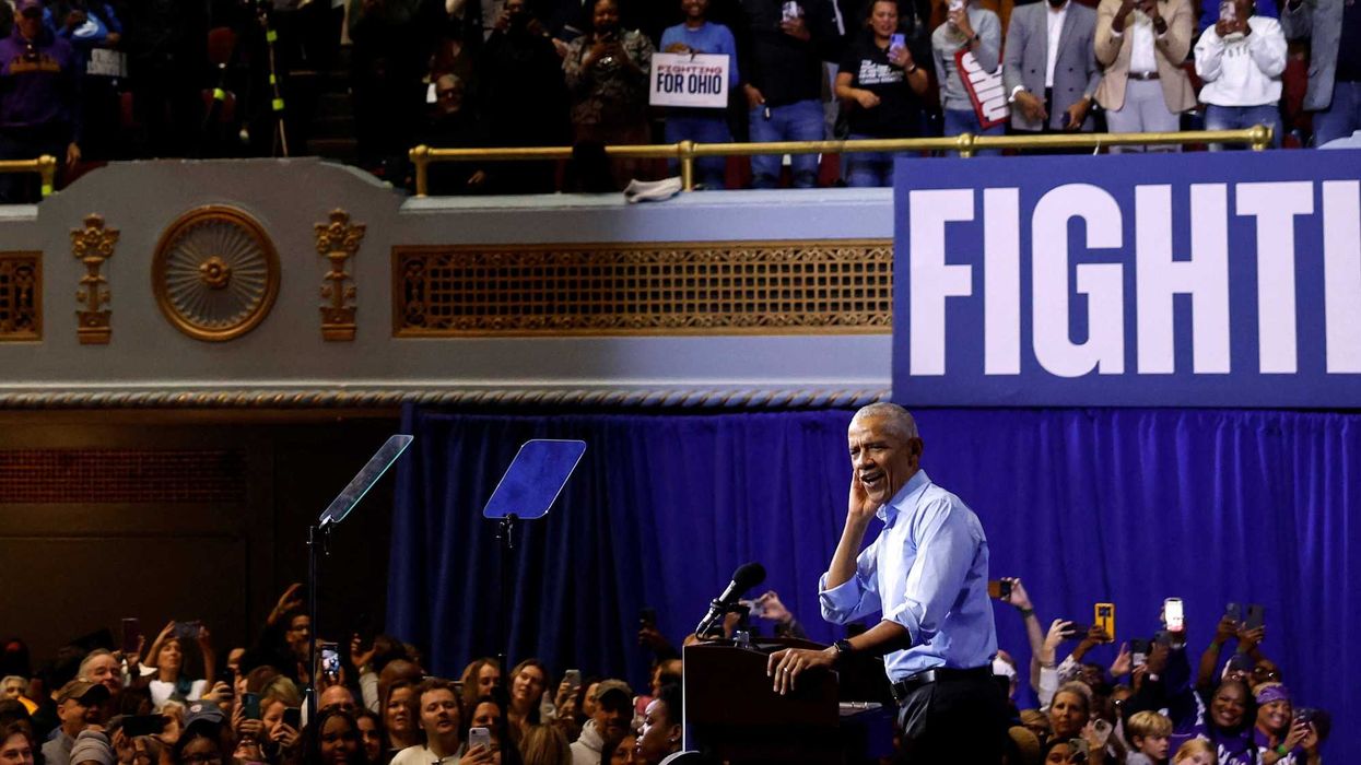 Crowd erupts as Obama rips Pete Hegseth’s 'manly' charade: 'You know he ...