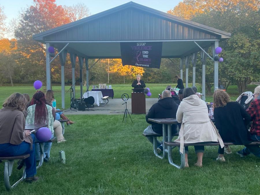 Beyond Silence holds vigil honoring DV victims