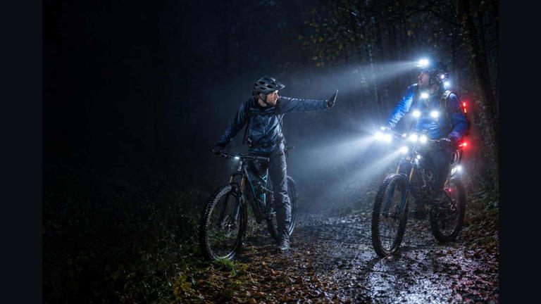 Biker-Krankheit Lichtgeiz. Oder: Der letzte macht das Licht aus. Ich.