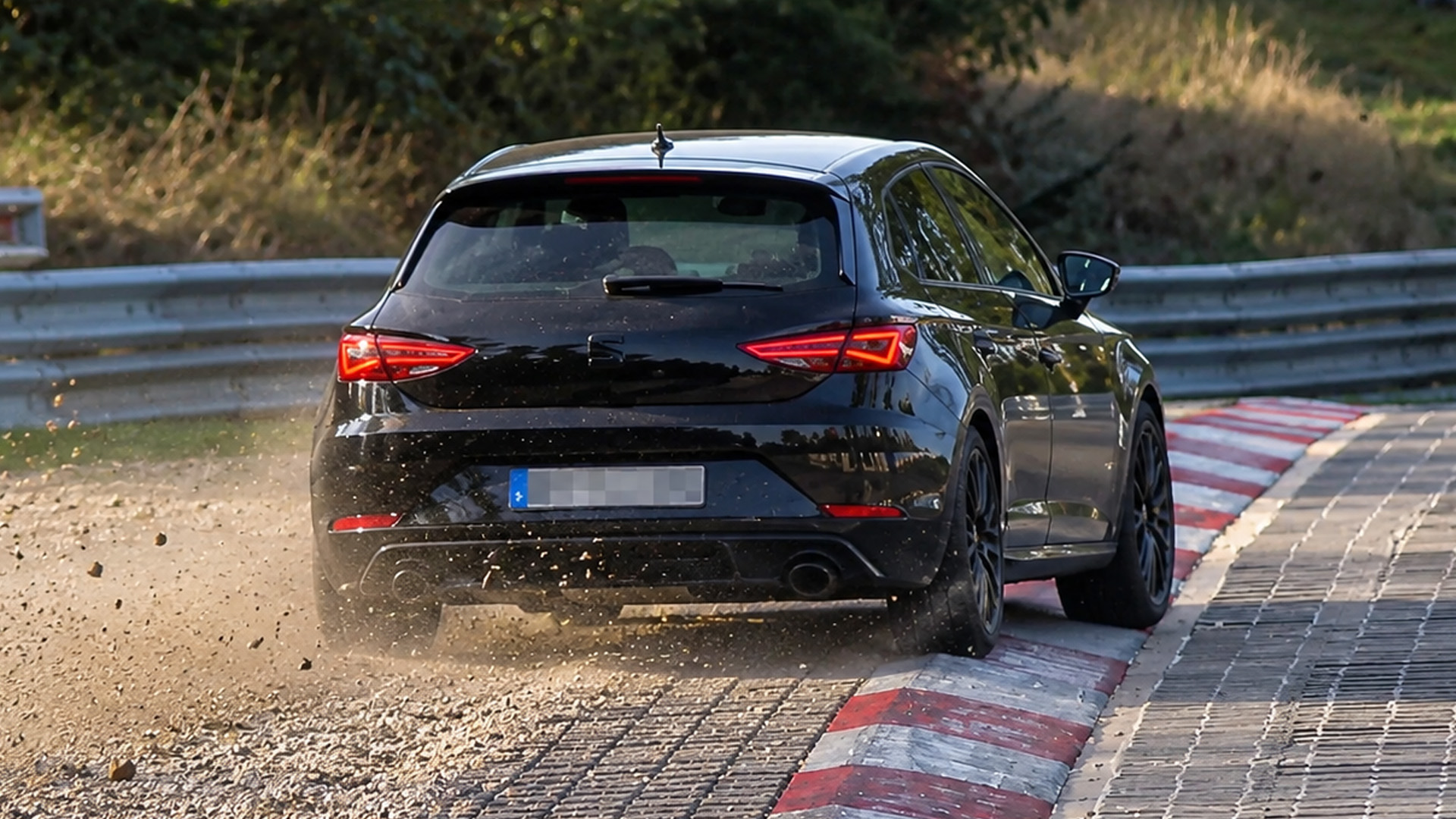 Cars return to the Nordschleife as Nürburgring extends the season