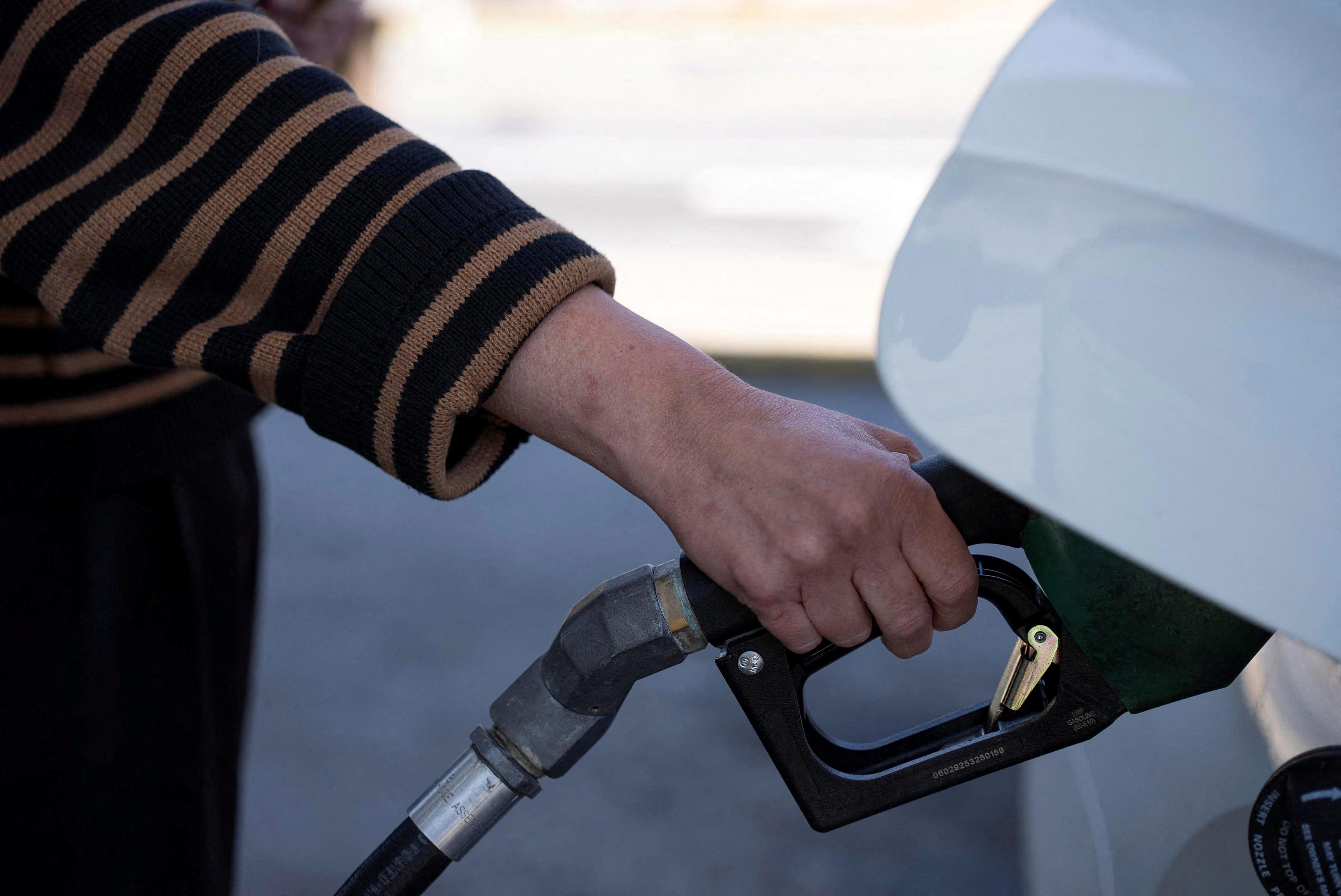 Georgia gas tax suspension extended through Thanksgiving