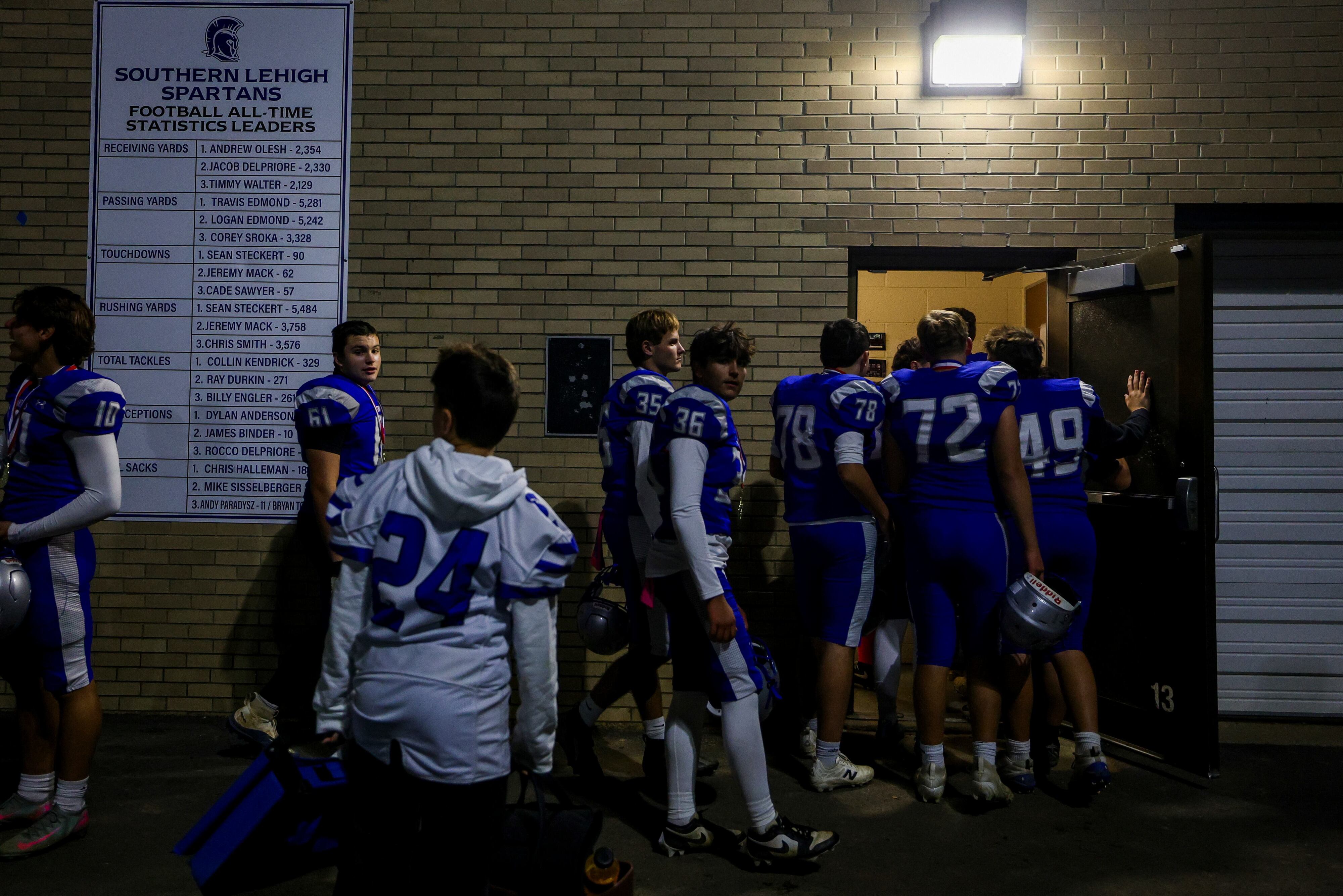Southern Lehigh football snaps Northwestern's 40-game regular season winning streak