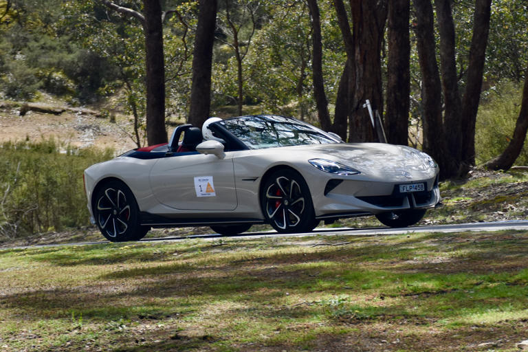 MG Cyberster vs Rob Roy Hillclimb: Chasing Tesla up the hill