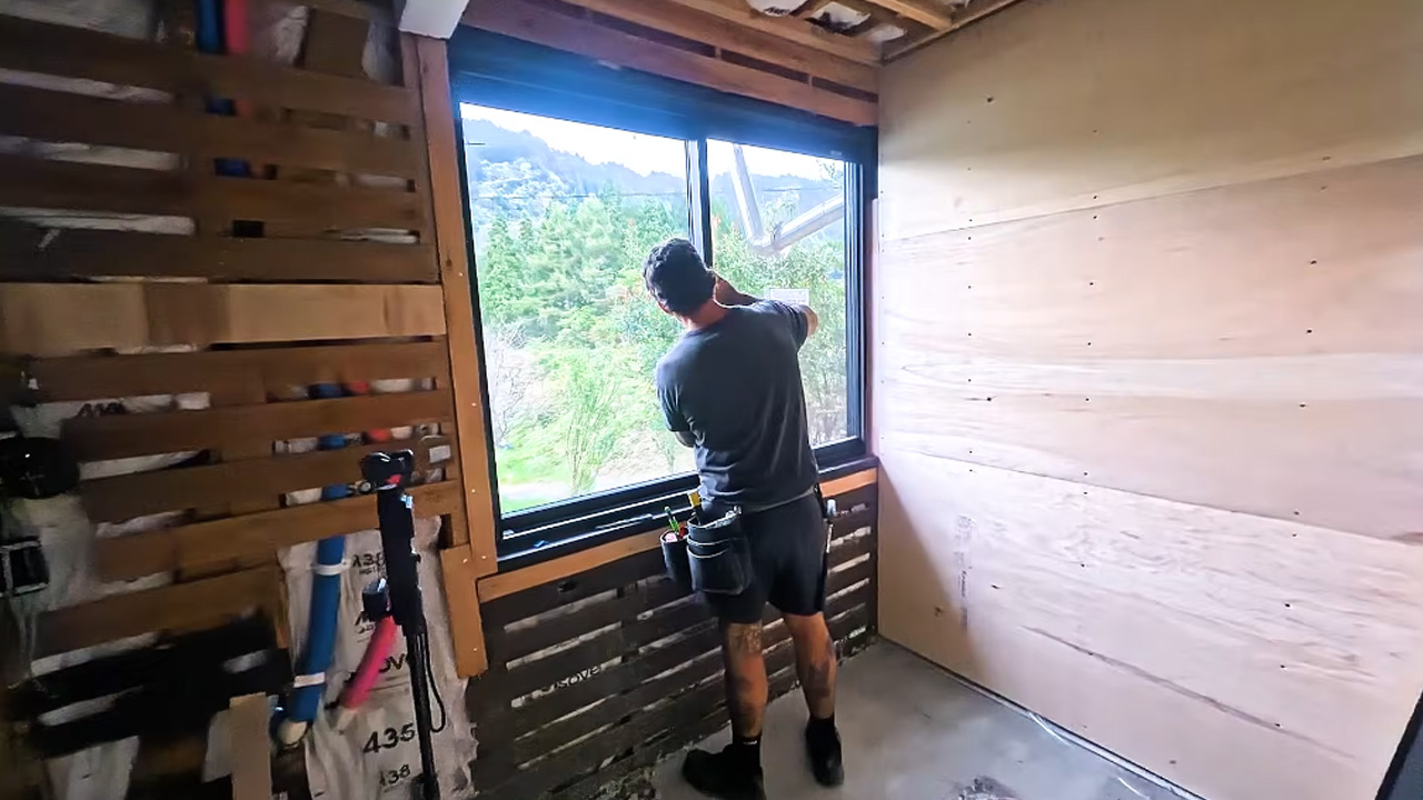 Inside the race to winterize a cheap Japanese farmhouse
