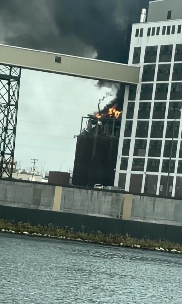 Emergency crews rush to Iowa Quaker Oats factory after massive ...
