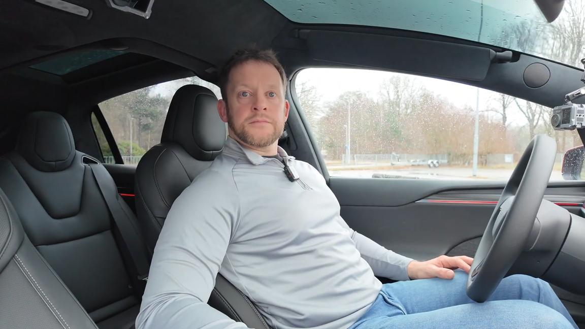 Tesla Model X Plaid delivers supercar acceleration and six seat comfort
