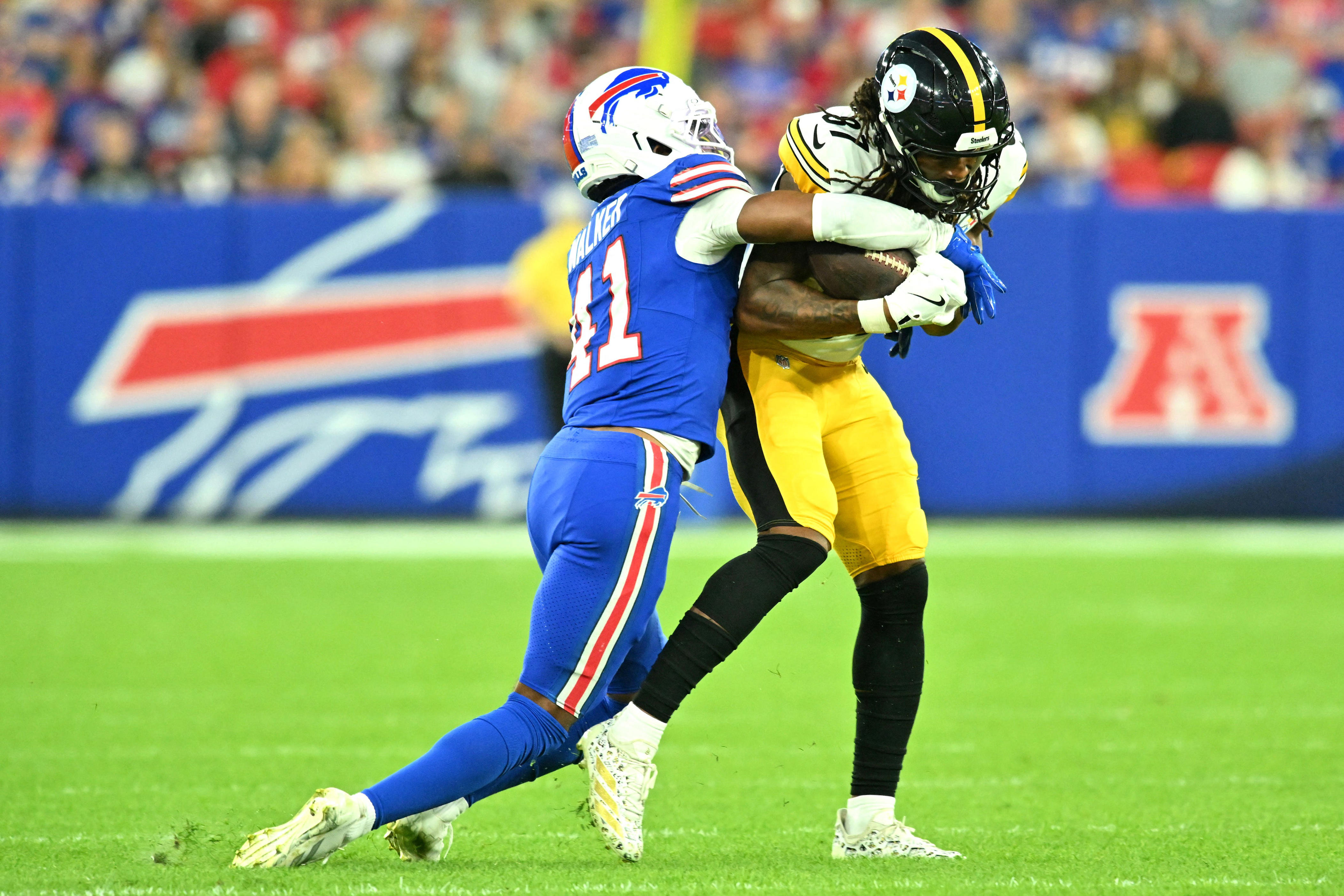 Steelers elevate two wide receivers in flurry of roster moves for Paris ...