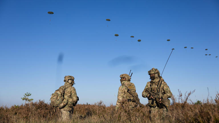 British and French paratroopers take part in major wargame in Germany