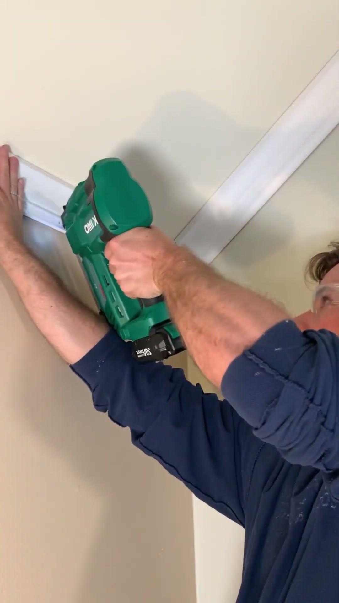 The must-have jig for cutting crown molding