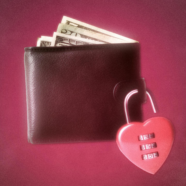 Romance scammers turned a Texas man into an unwitting money mule