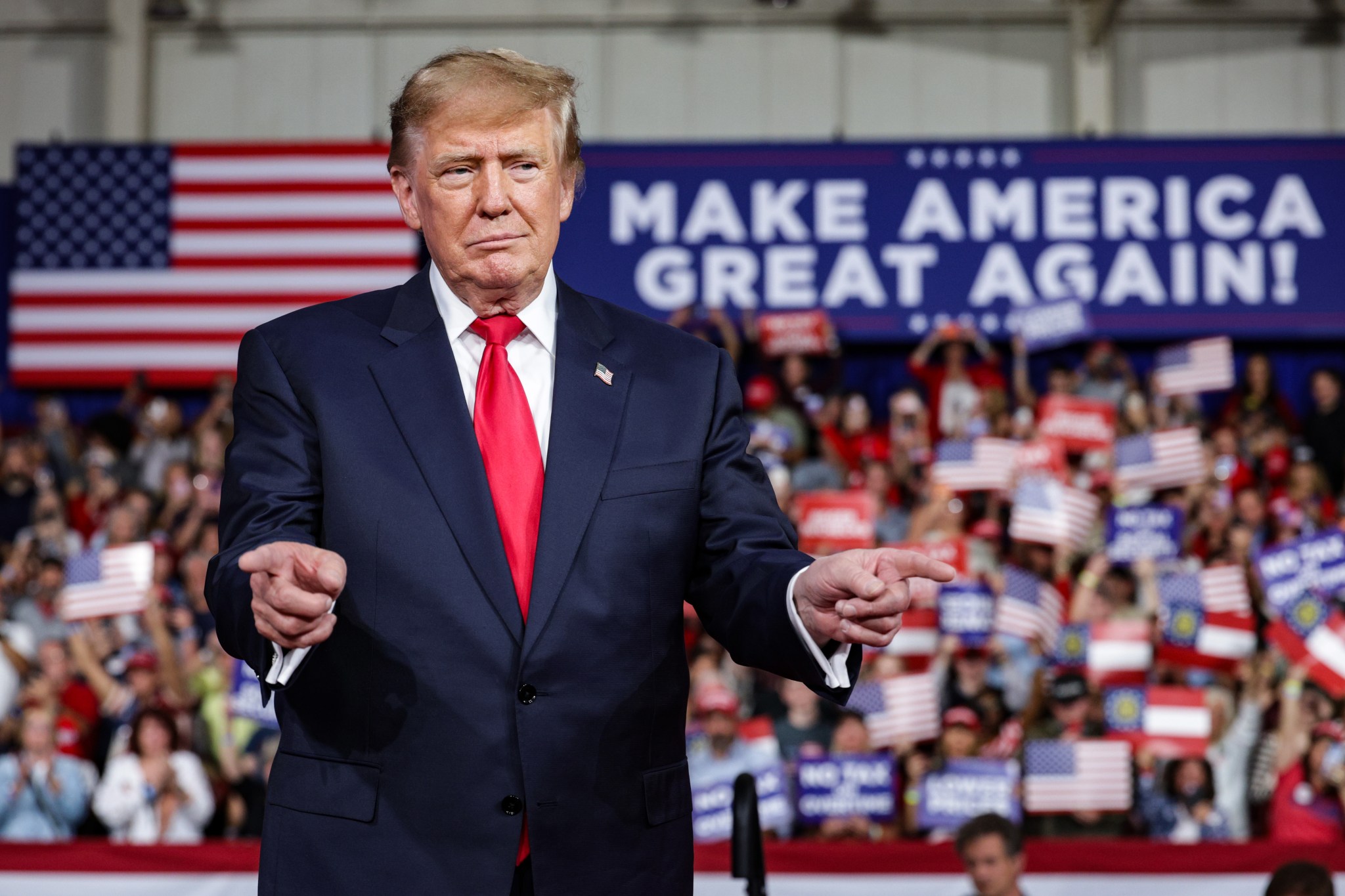 Donald Trump announces $4.2 billion Georgia auto plant at midterm rally
