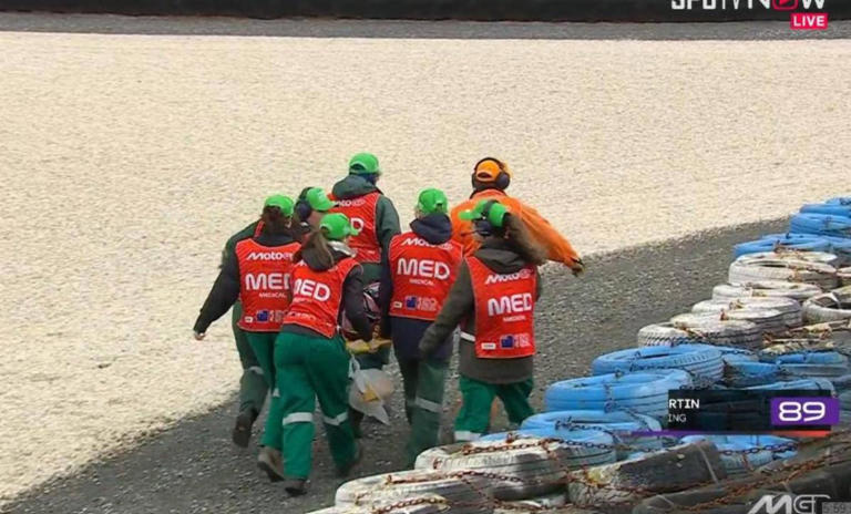 MotoGP BREAKING NEWS : Jorge Martin évite le pire après sa chute en ...
