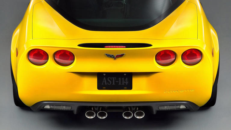 7.0 liters, 505 HP, and 7,000 RPM - the LS7 V8 remains a technological ...