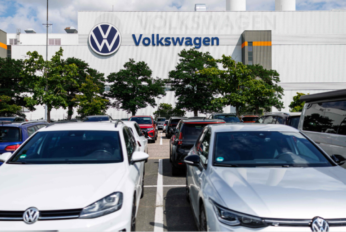 Volkswagen’s German workers threaten strikes