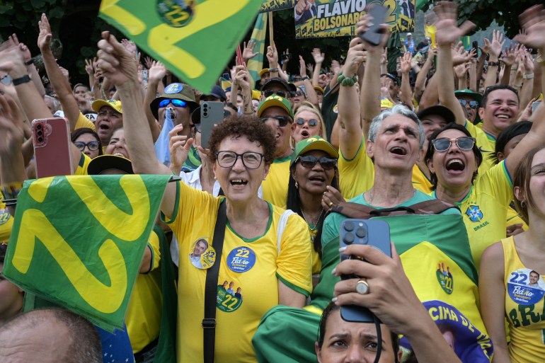 Brazil’s Lula, Bolsonaro draw thousands to election-eve rallies