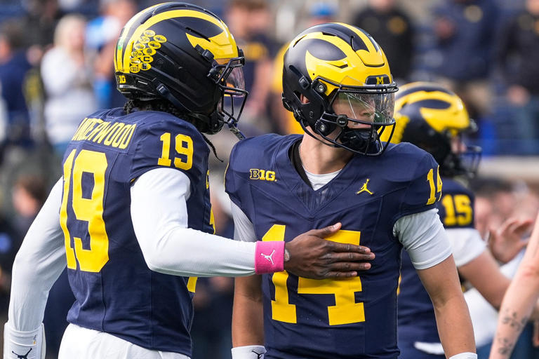 Bryce Underwood still leading Michigan, supporting Tommy Carr despite ...