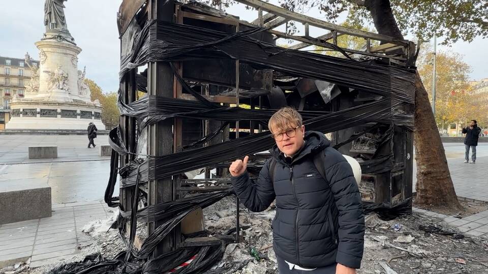 Mirror in Paris as France braced for fresh protests