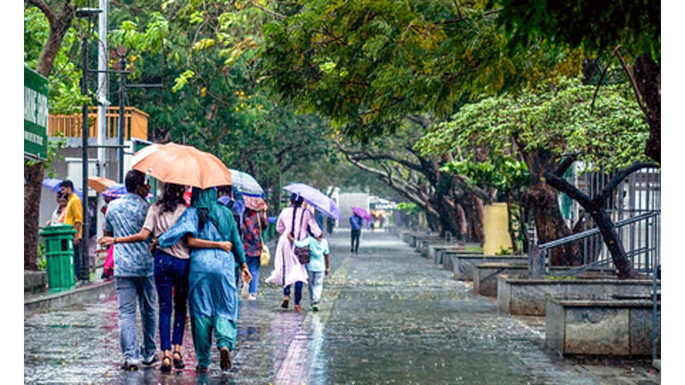 Cyclone Arnab effect: Red alert issued in three Keralam districts on Oct 25