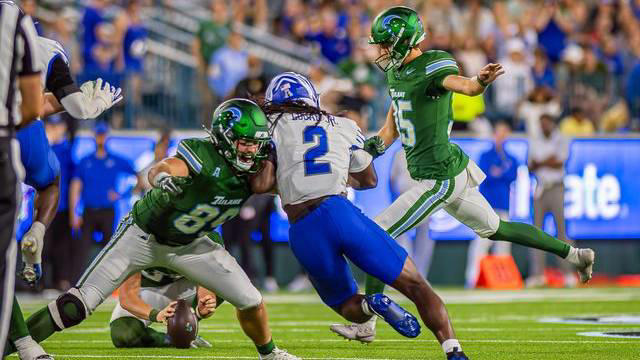 Tulane gobsmacked by UTSA, 42-19 as Wave offense stumbles