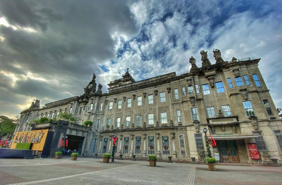 UST declares campus safe after PNP bomb check