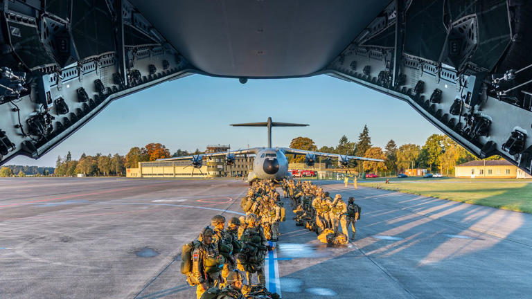 British and French paratroopers take part in major wargame in Germany