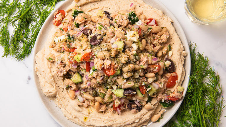 Mayo-free Mediterranean tuna salad recipe