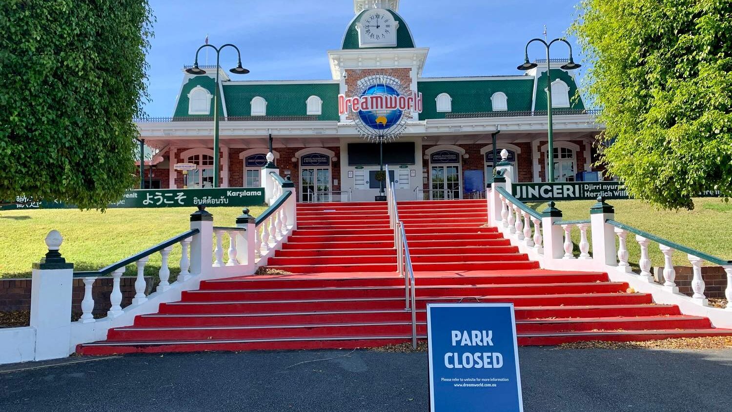 Dreamworld tragedy witness describes sheer panic moment