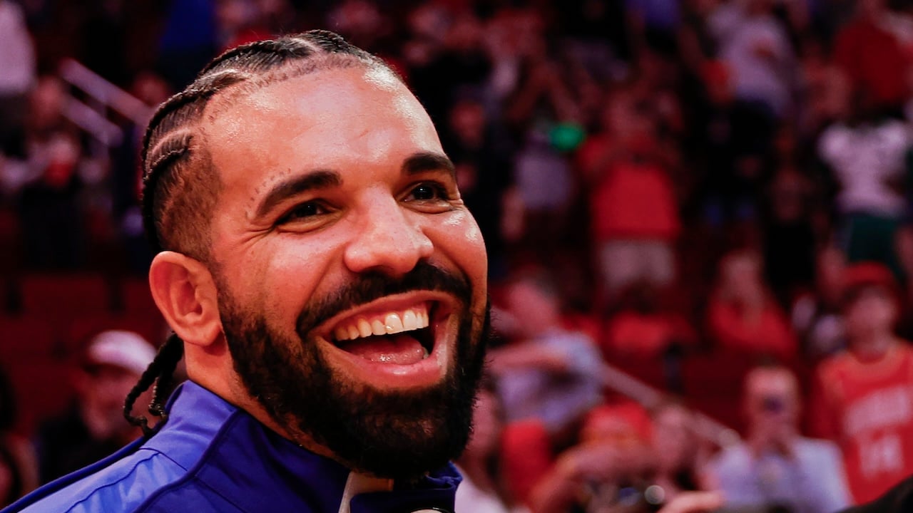 Drake celebrates 40th birthday with Backstreet Boys performance, gifts ...