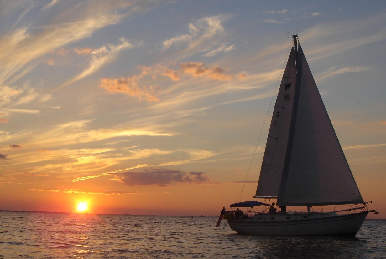 10 October destinations with sunset cruises that still run after summer