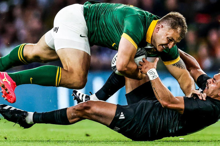 World Rugby indecision over tackle height laws in elite rugby