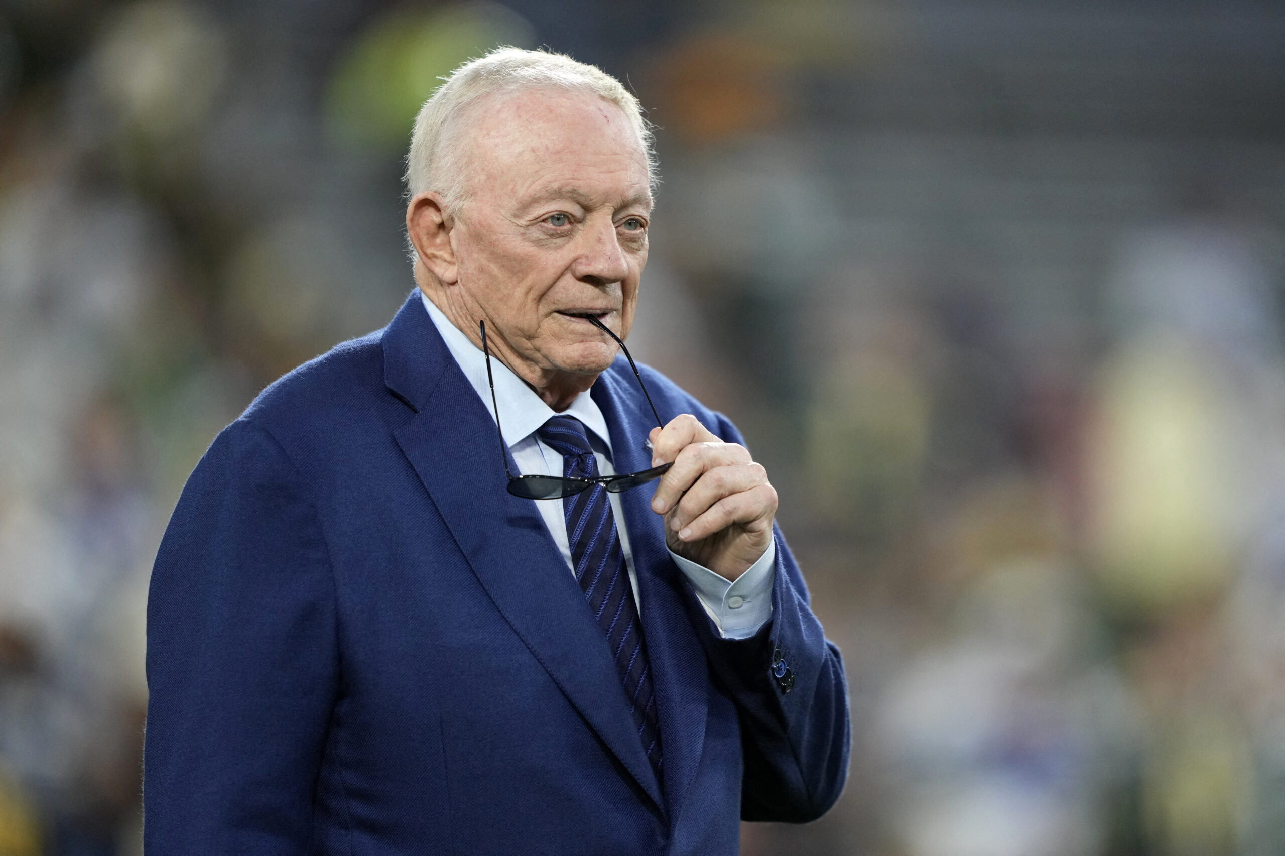 Cowboys owner Jerry Jones faces harsh criticism from six-time Pro ...