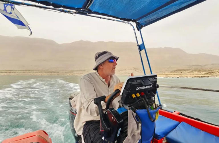 A journey into the awakening northern Dead Sea