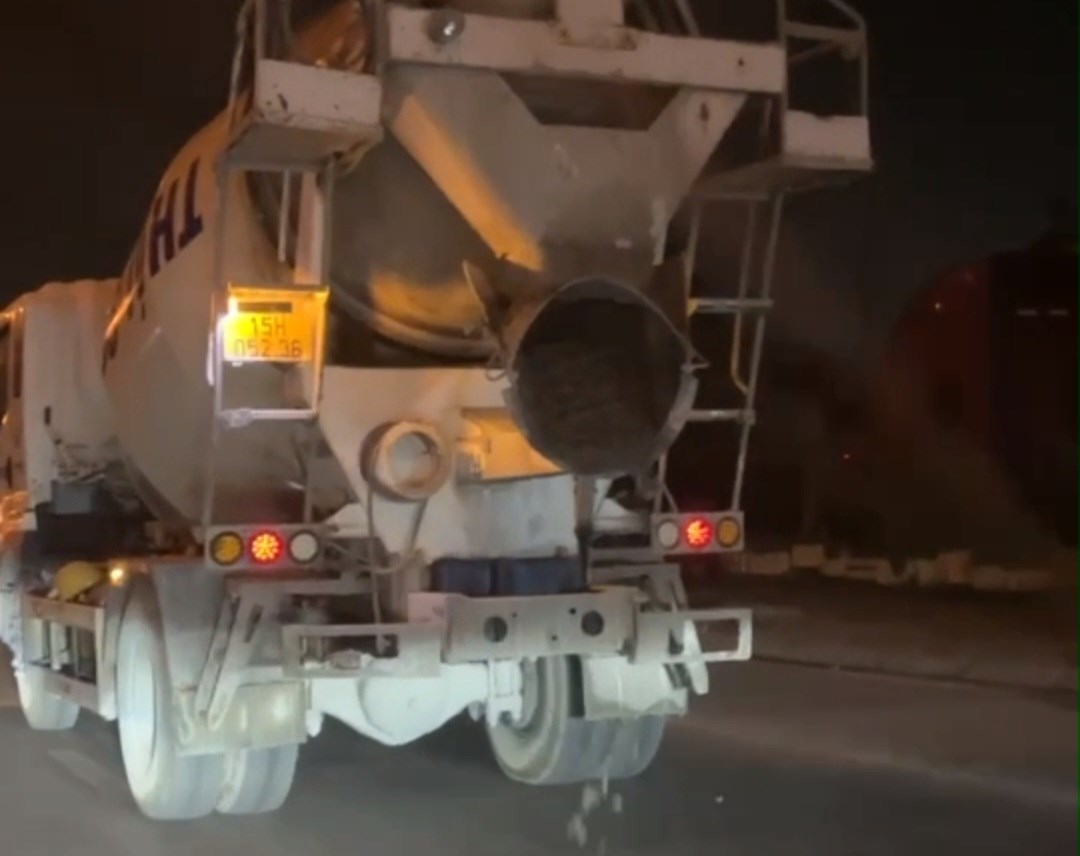 Xe bồn làm rơi bê tông xuống đường ở Hải Phòng bị xử phạt