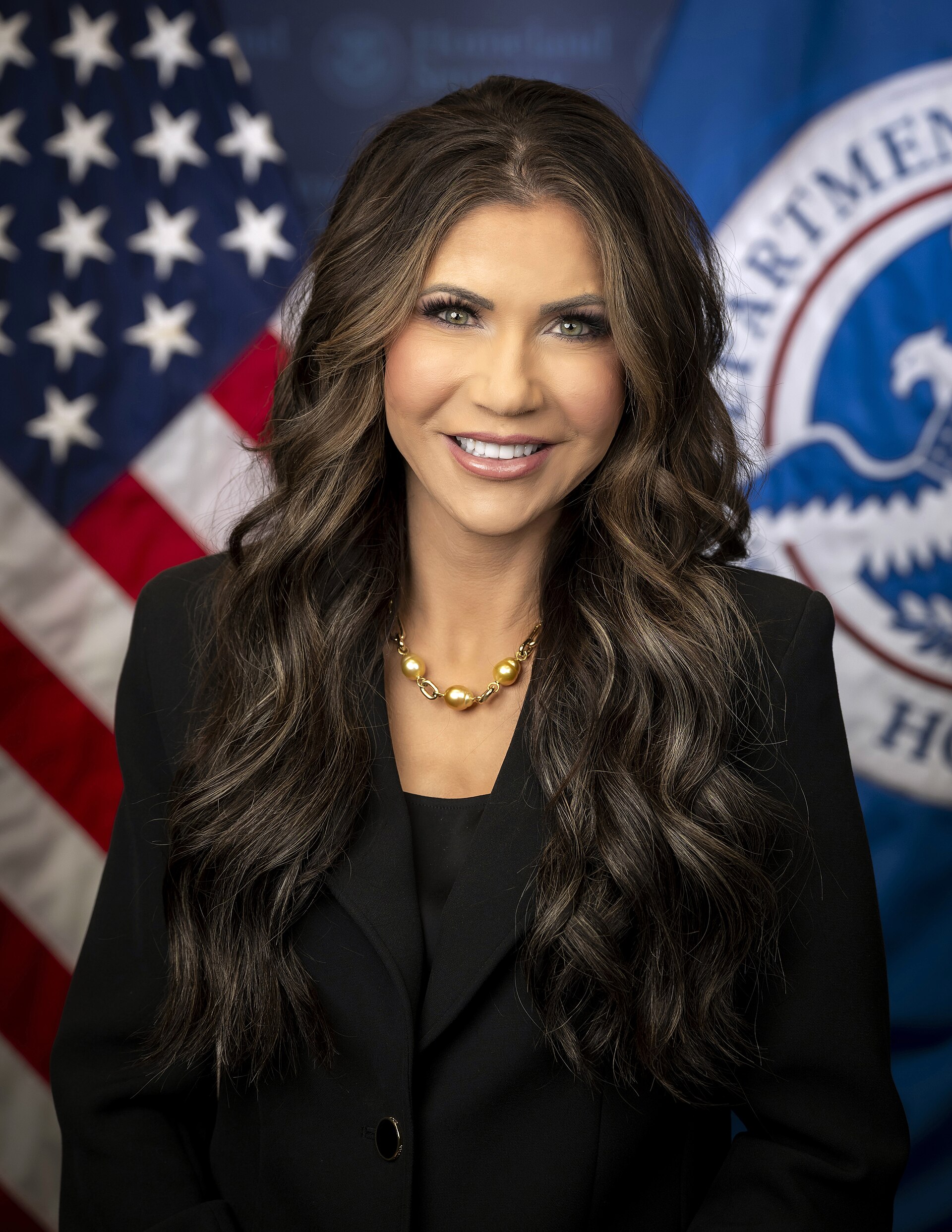 Kristi Noem’s transition: Official status expired while report alleges ...