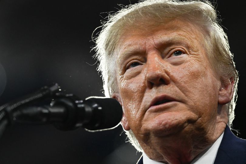 Trump weighs moving 'fake news' reporters out of the White House in ...