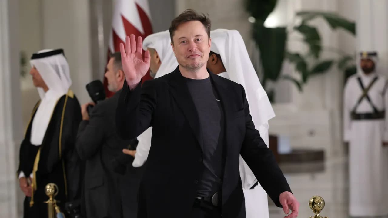 TSLA stock rises overnight: Musk bets Tesla’s value on Optimus ...