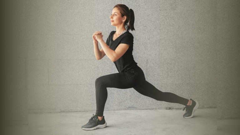 When to stretch: before a workout, after, or both? A fitness expert ...