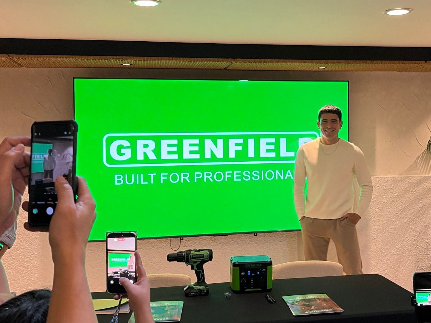Gerald Anderson has received political offers but prefers showbiz