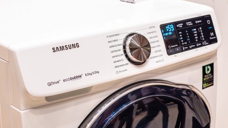 Here's what the 4C error code on your Samsung washer means