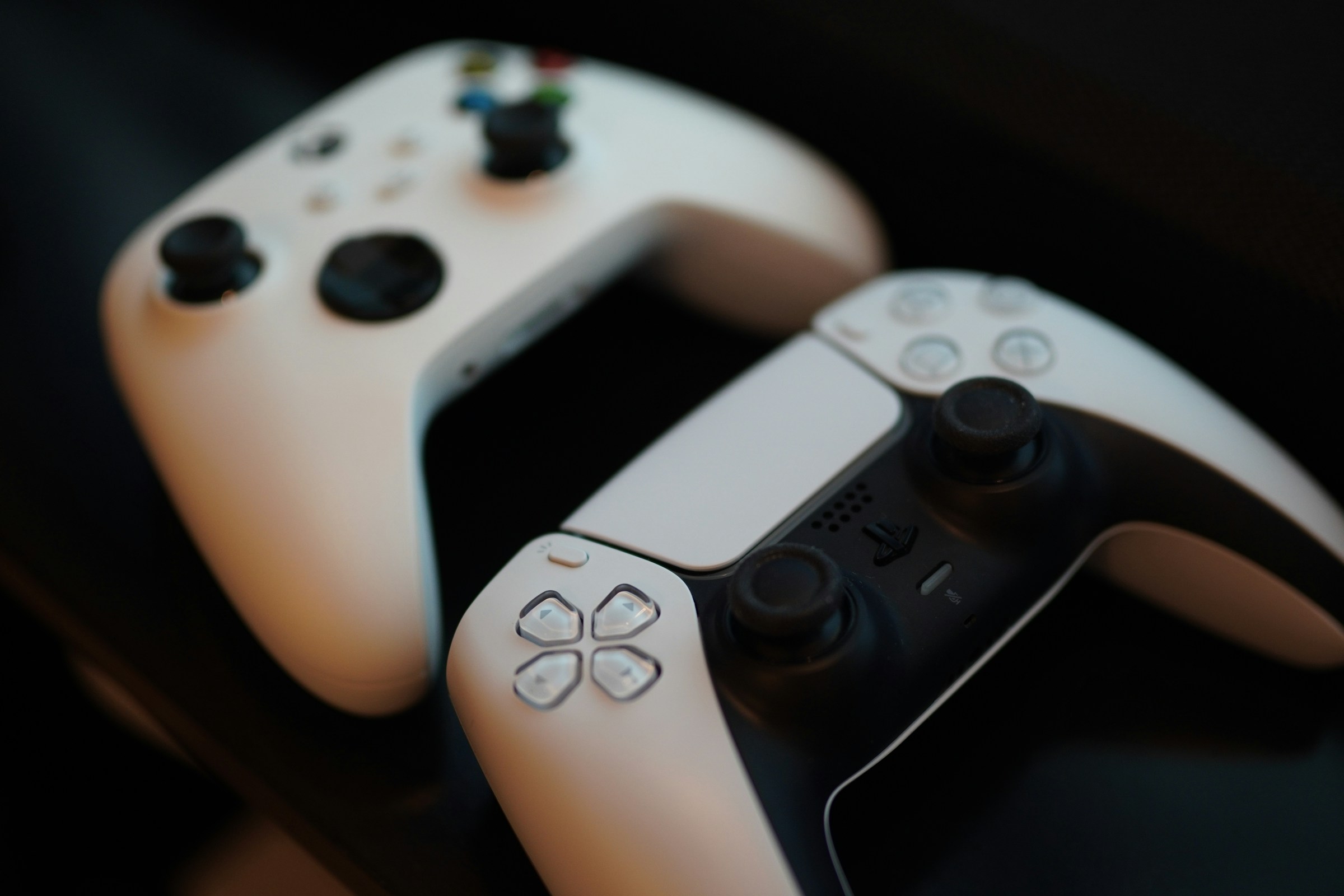 Xbox Series X can now run PS5 games through emulation, but it comes ...