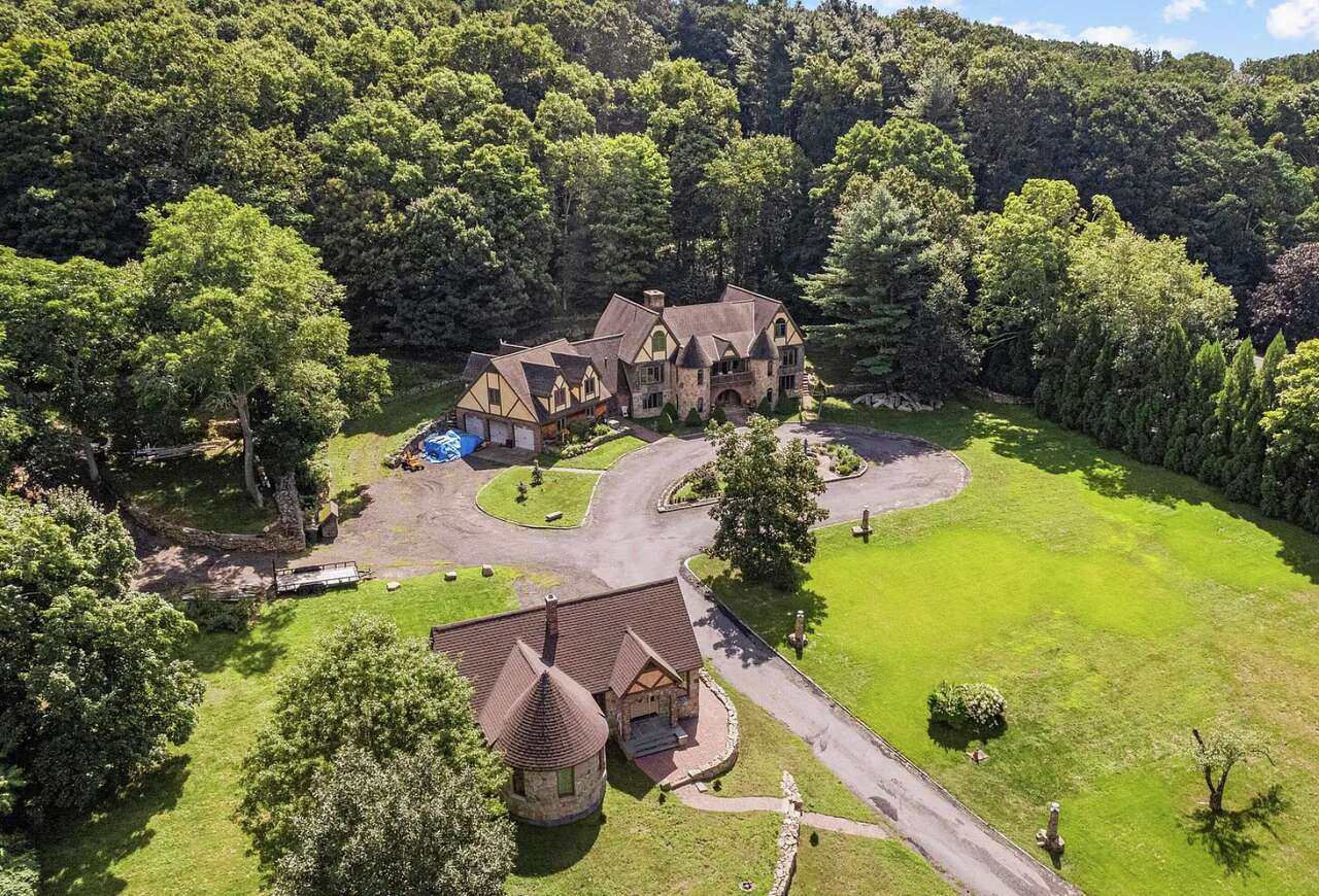 $4.35M CT estate has European-style design, carriage house and elegant ...