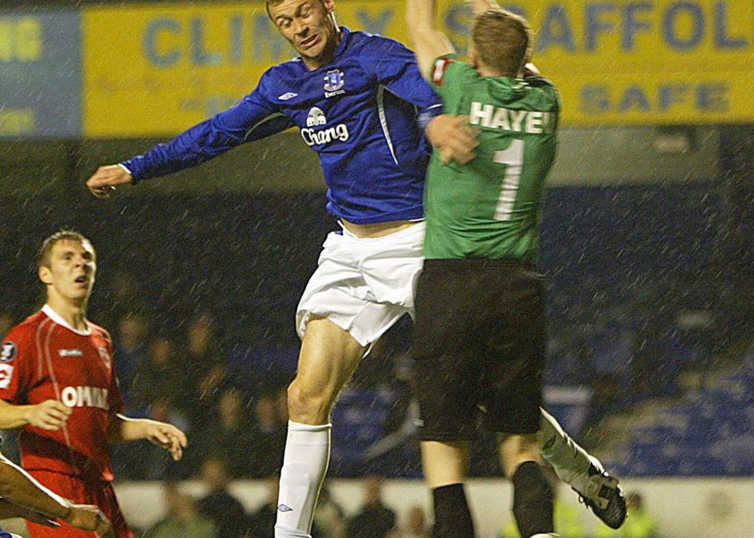 Duncan Ferguson confirmed as new Glentoran manager