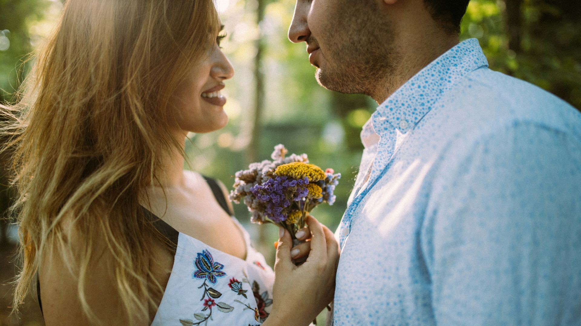 20 subtle things men do when they're falling for someone
