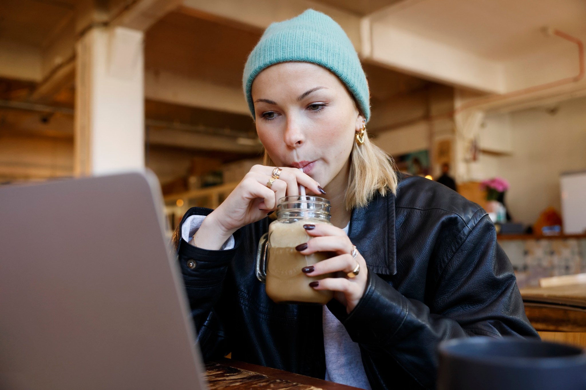 'Circle back,' 'synergy,' 'boil the ocean': The corporate phrases Gen Z ...