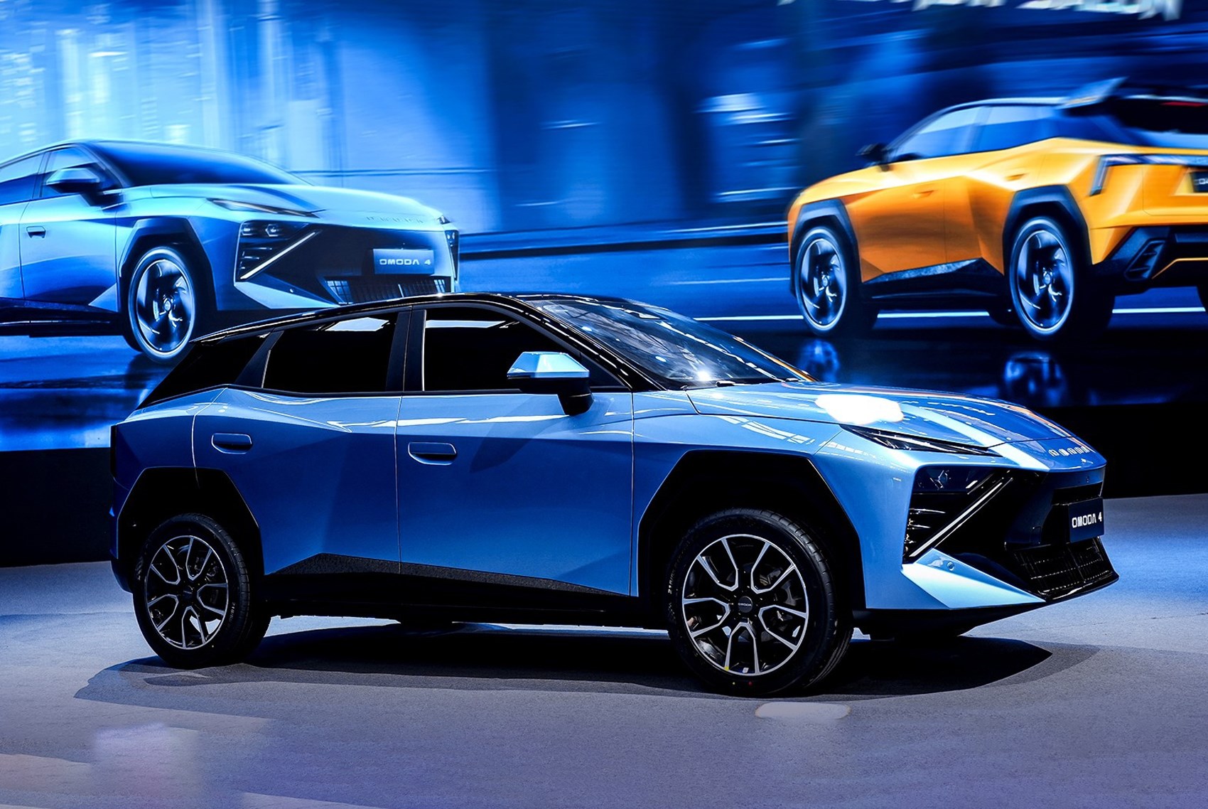 New Omoda 4 makes its European debut at Paris motor show